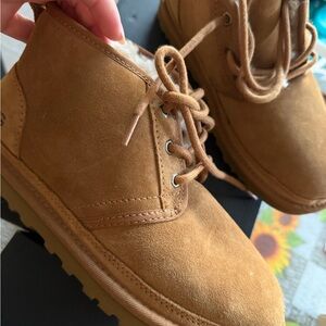 UGG Men boots Tan Suede Lace-Up Boots